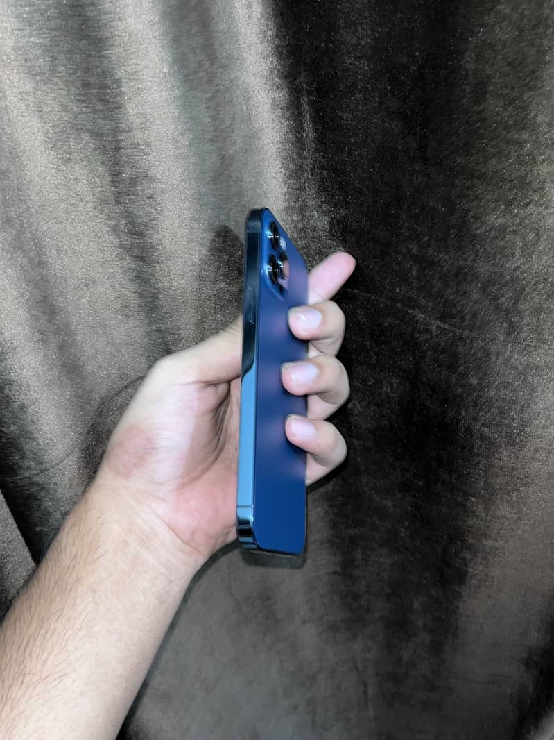 Apple iPhone 12 Pro Max 7