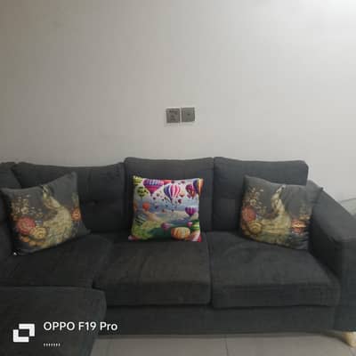 sofa for sell