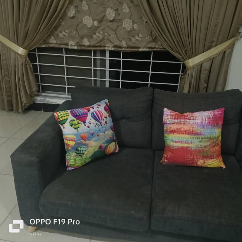 sofa for sell 2