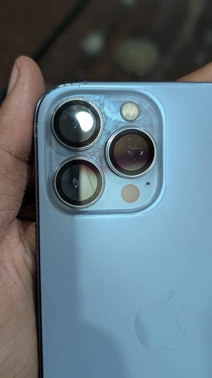 Apple iPhone 13 Pro Max 8