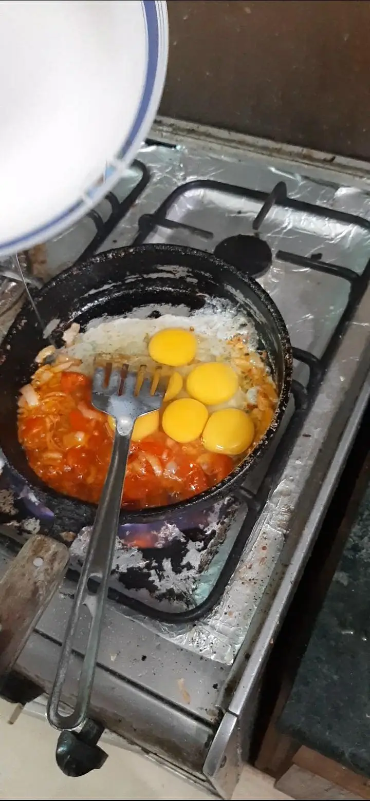desi eggs /organic eggs /golden miary eggs — photo 2