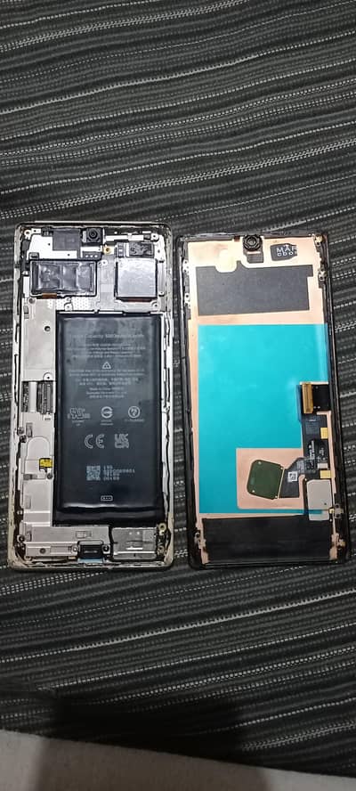 Google Pixel 6 Pro (Bord Dead, all parts avalible in 10/10 condition