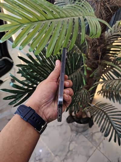 I phone 13 pro max non pta