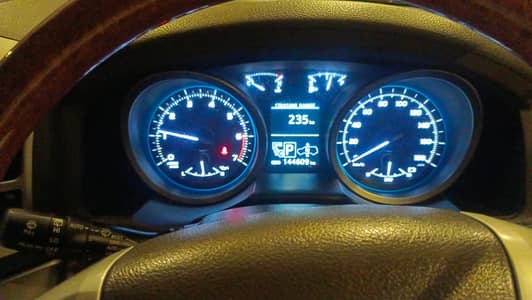 Toyota Land Cruiser  ZX 2012   (CEO USED)