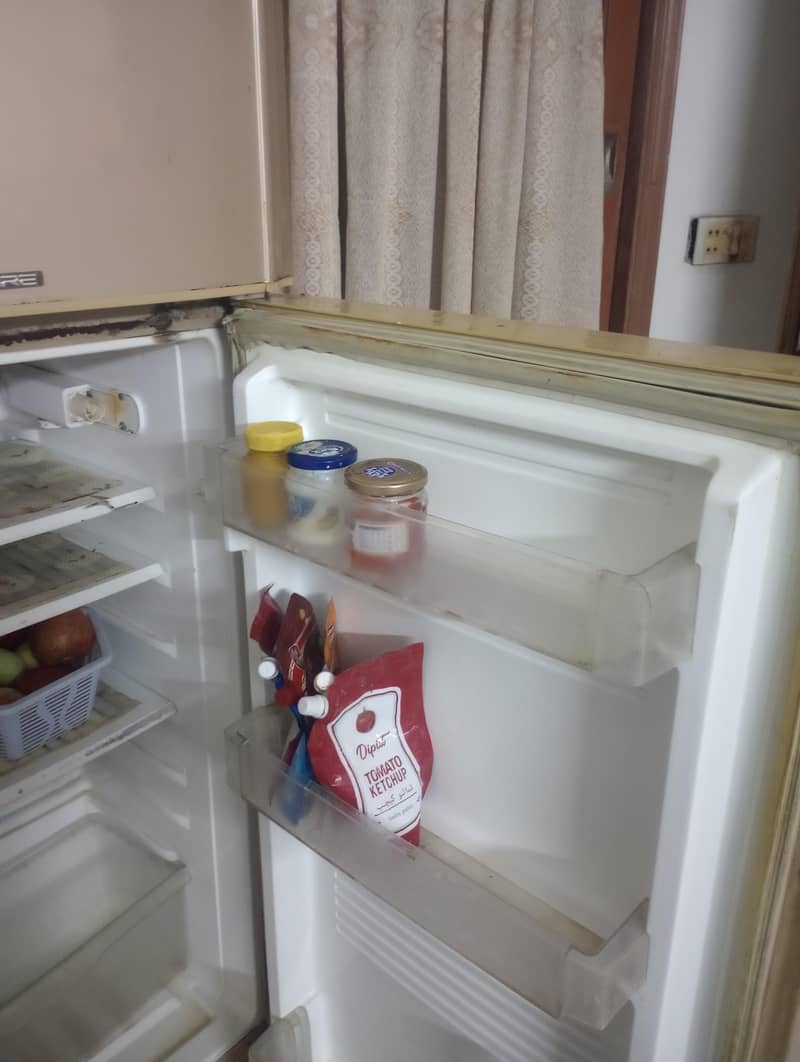 fridge double door 0