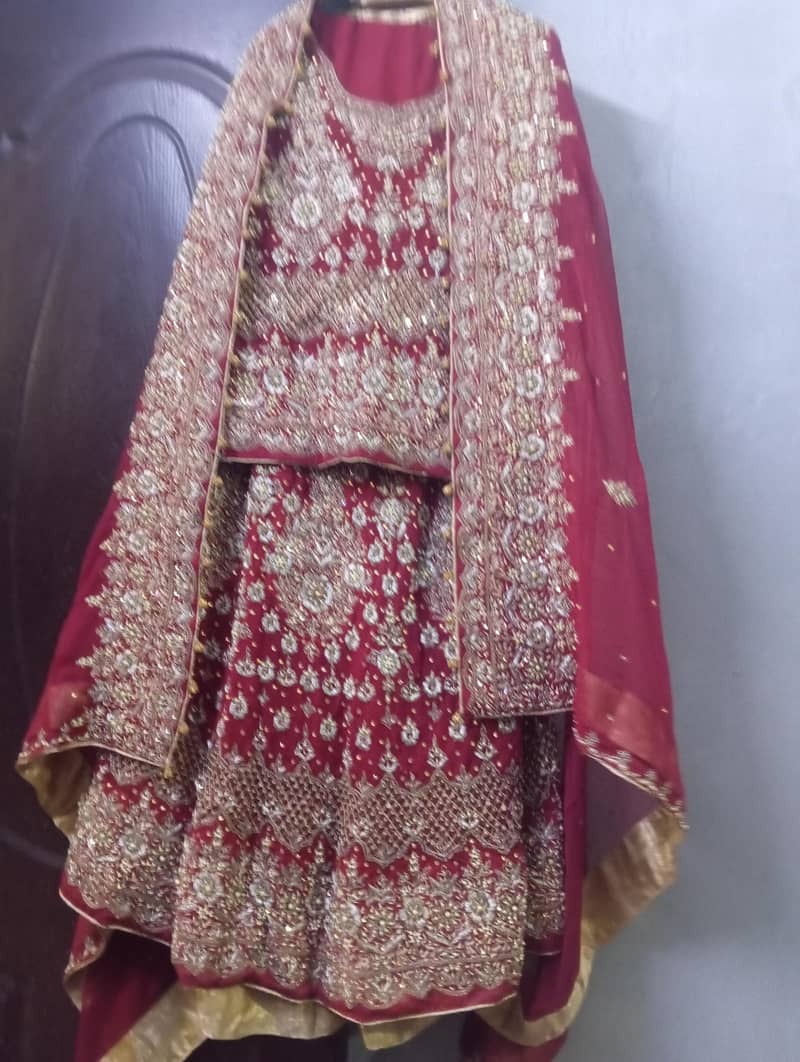 Bridel suit 1
