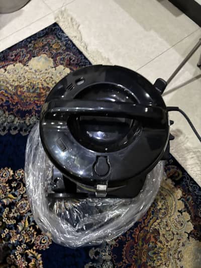 Vacuum Cleaner