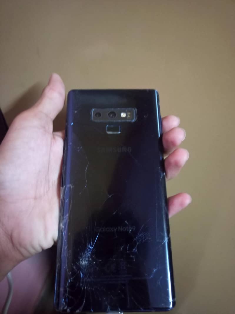 Samsung Mobile Note 9 1