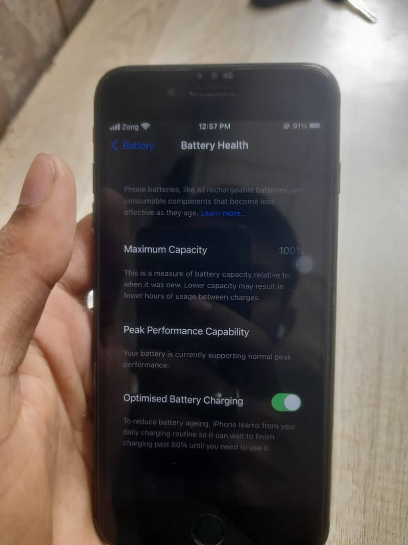 Apple iPhone 7 Plus 9