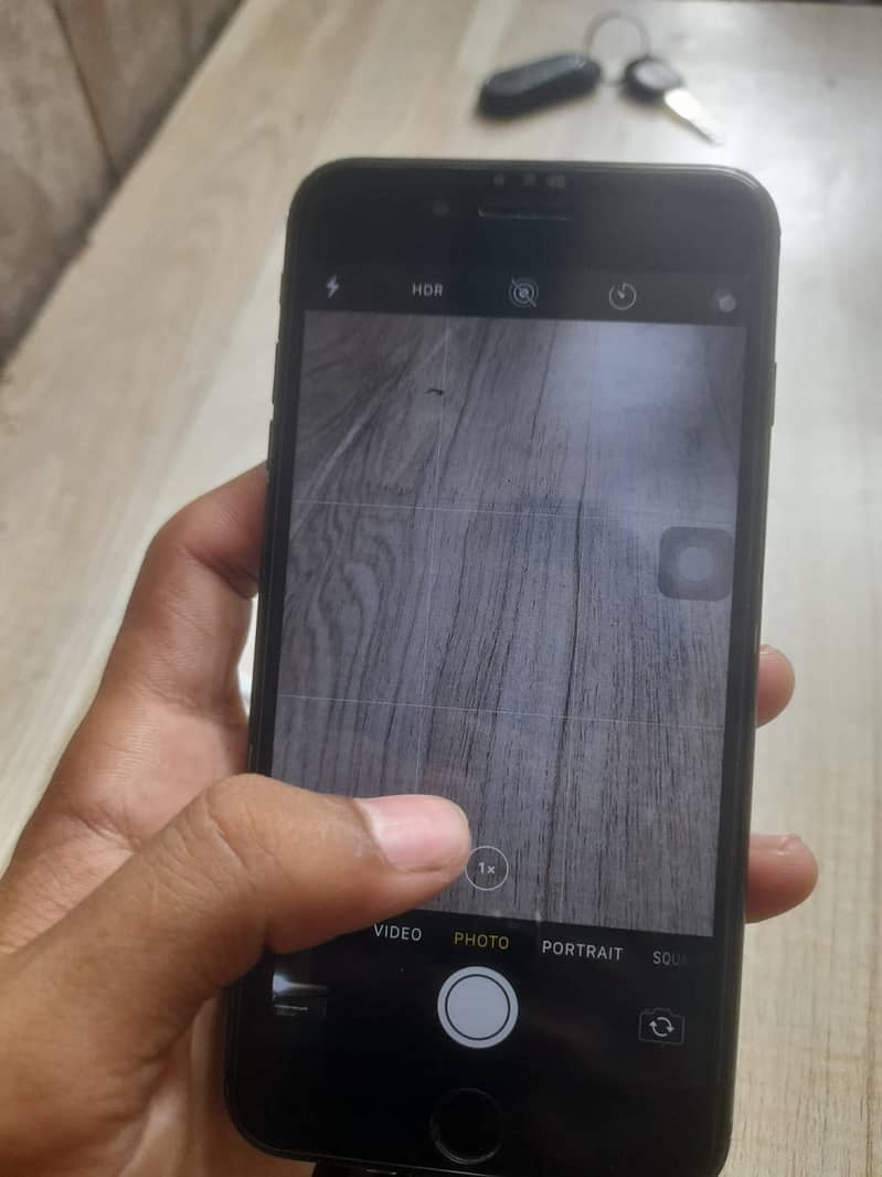 Apple iPhone 7 Plus 11