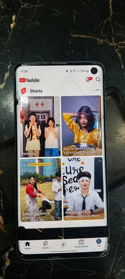 Samsung Mobile S10 Vietnam model    128GB. 8GB ram Vl