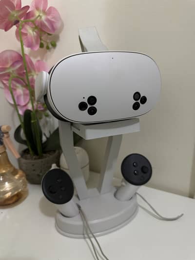 Meta Quest 3S VR Headset – Excellent Condition