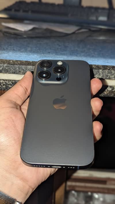 Apple iPhone 15 Pro