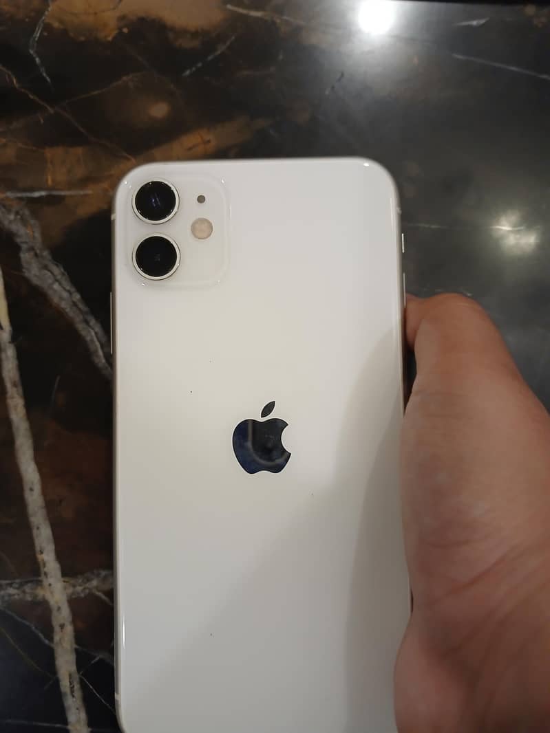 Apple iPhone 11 5