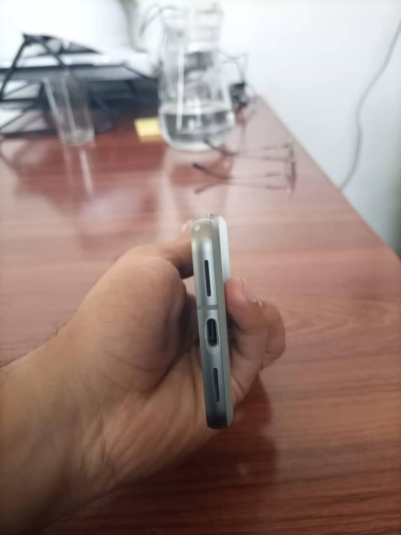 Google Pixel 8 8