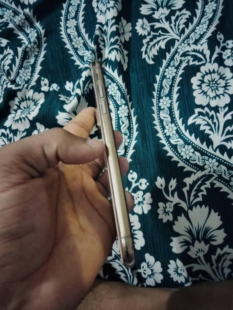 Apple iPhone XS 2