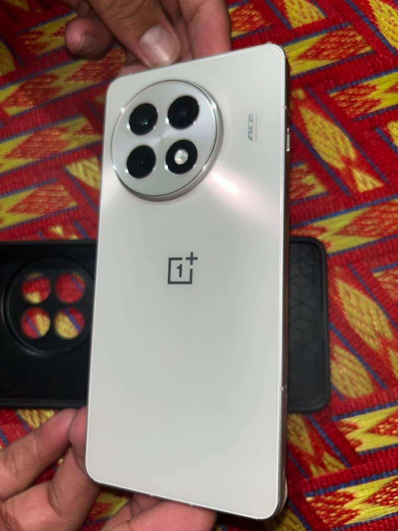 One Plus 13R 1