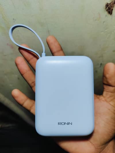 RoNiN power bank
