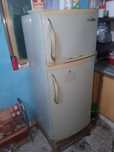 GABA NATIONALL REFRIGERATOR --- GOOD CONDITION