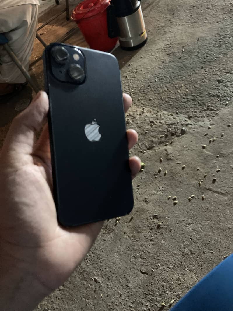 Apple iPhone 13 1