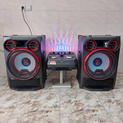 LG xBOOm CK99 home theater system 5000w 15" speakers