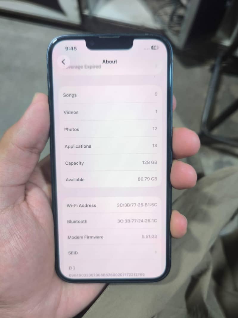 Apple iPhone 13 1
