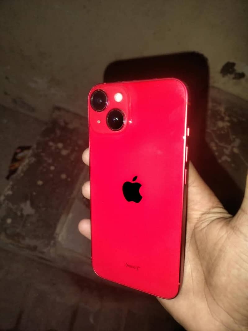 Apple iPhone 14 3