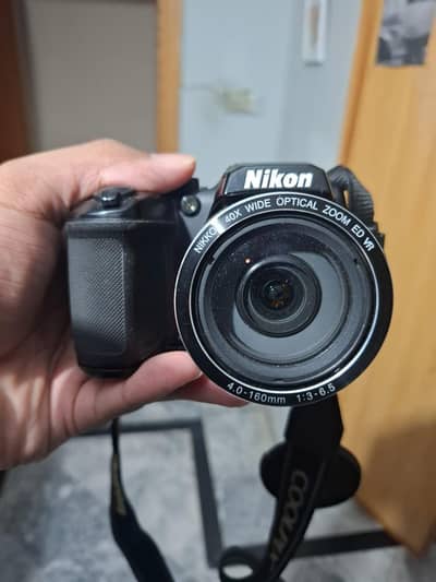 Nikon Coolpix B500 in 10/10 condition