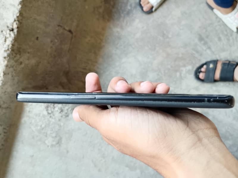One Plus 9 Pro 4
