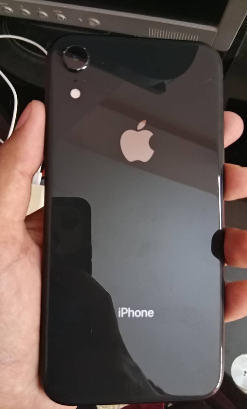 Apple iPhone XR 0