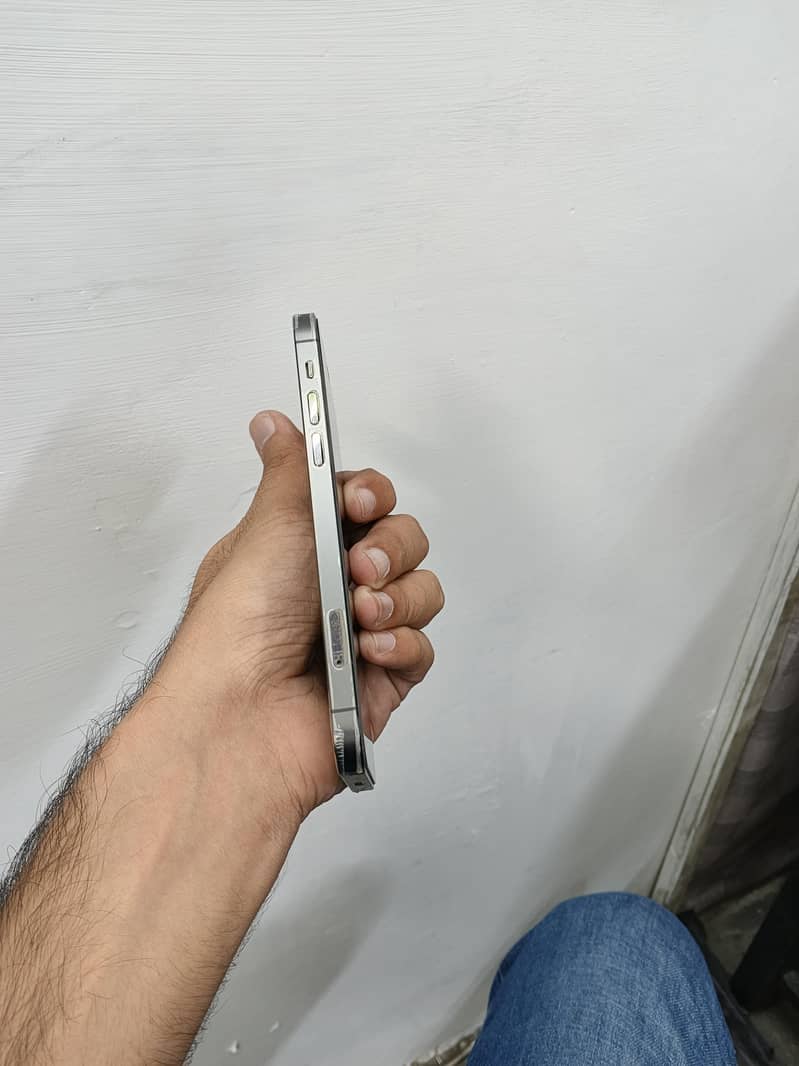 Apple iPhone 12 Pro 7