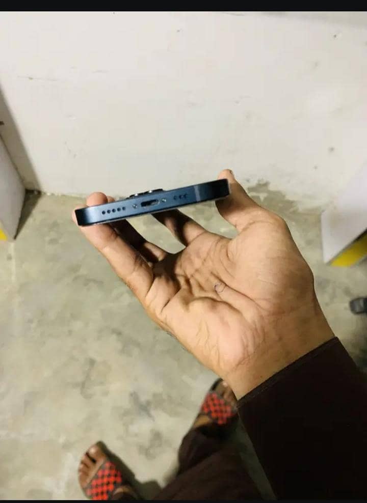 Apple iPhone 14 1