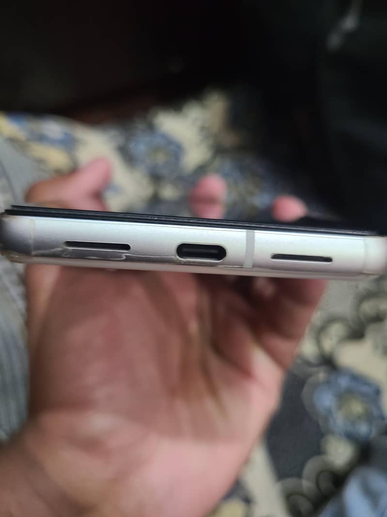 Google Pixel 7 3