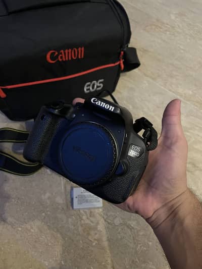 Canon 700D with 18-55mm lens