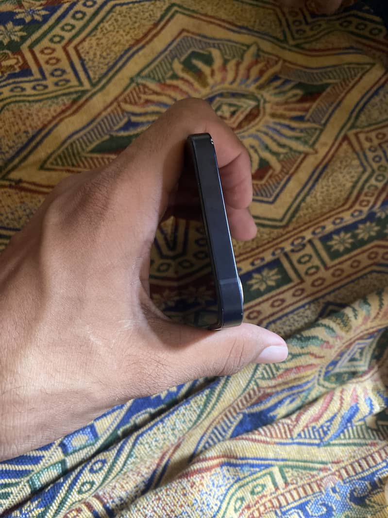 Iphone 12 5
