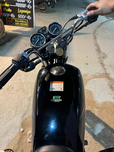 Suzuki GS 150