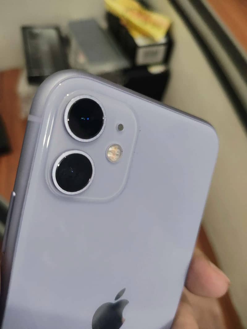 Apple iPhone 11 2
