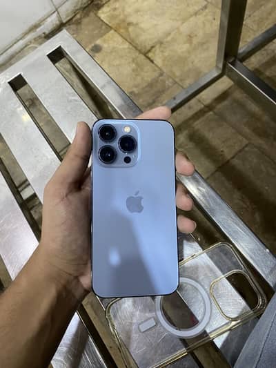Apple iPhone 13 Pro