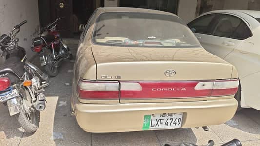 Toyota Corolla GLI 1998