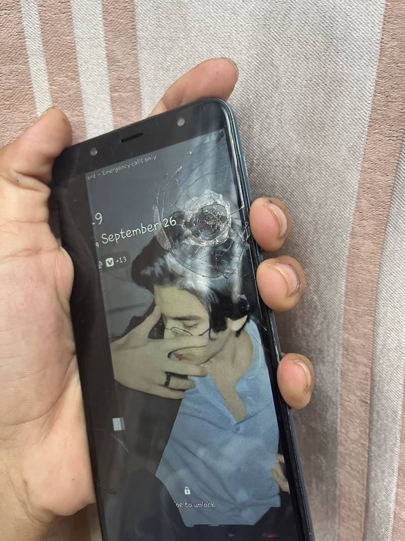 Samsung Mobile A6 Plus 3