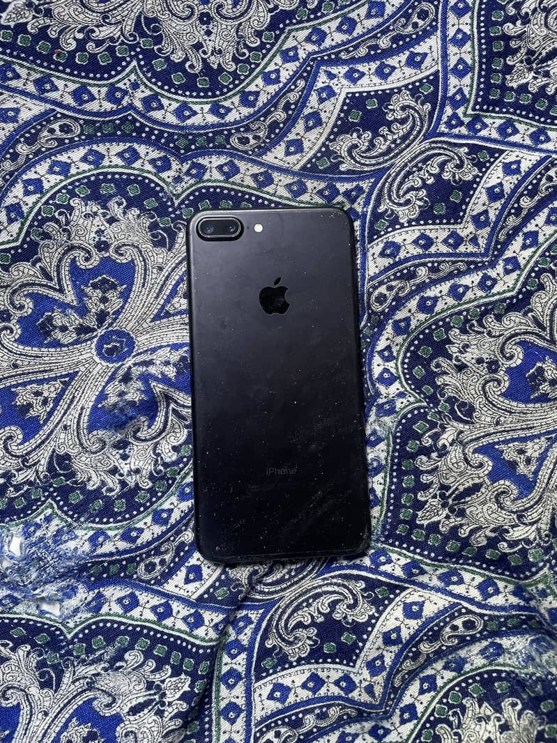 Apple iPhone 7 Plus 7