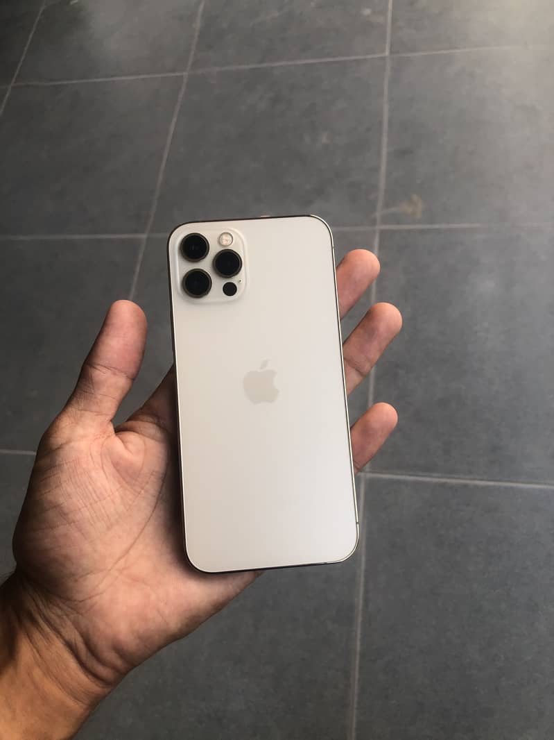 Apple iPhone 12 Pro 0