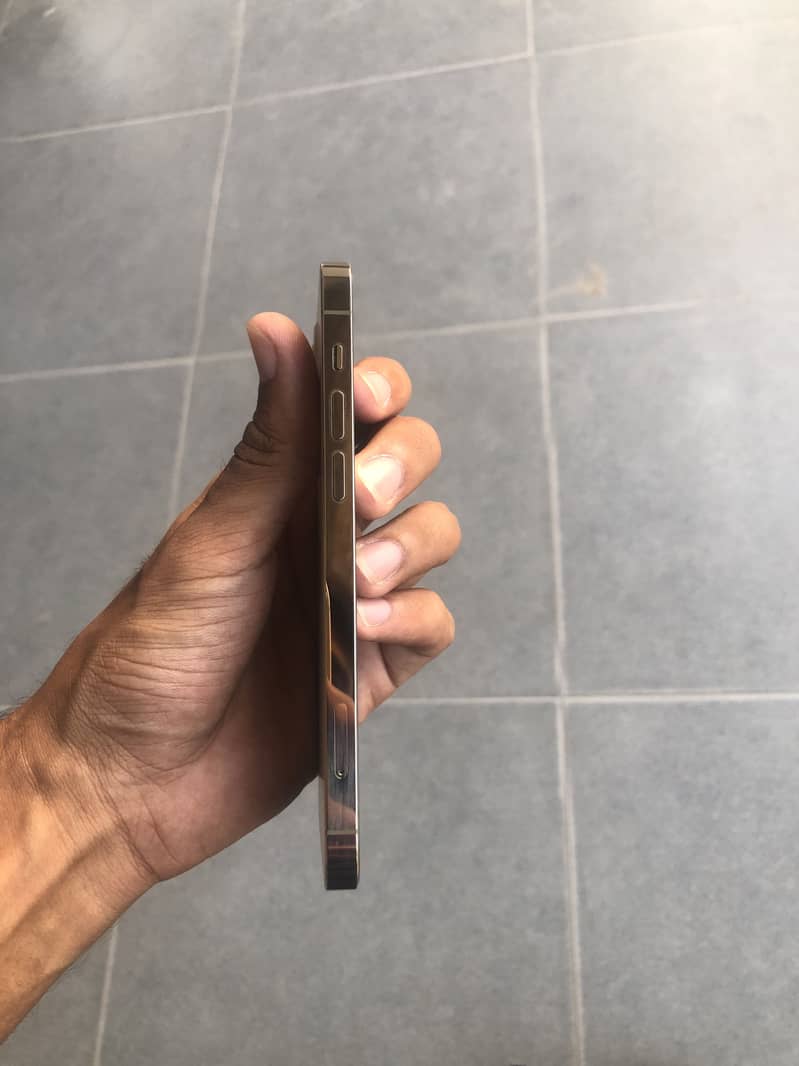 Apple iPhone 12 Pro 5