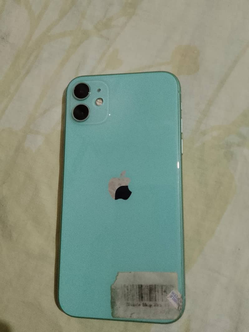 Apple iPhone 11 3