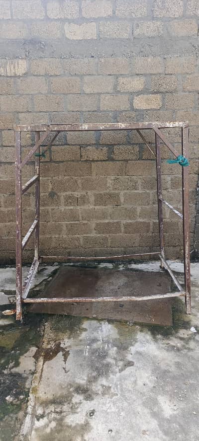 Heavy Metal Stand/Ladder
