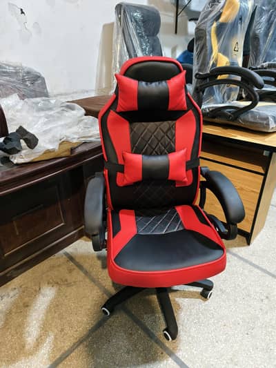 Ultra Comfort VIP Gaming Chair With Neck & Back Support