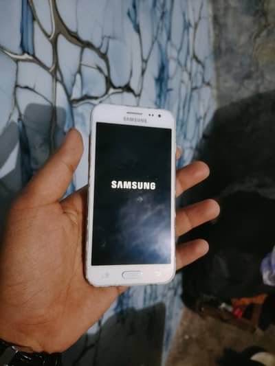 Samsung Mobile J2 all ok jenuine phone battery timing out class