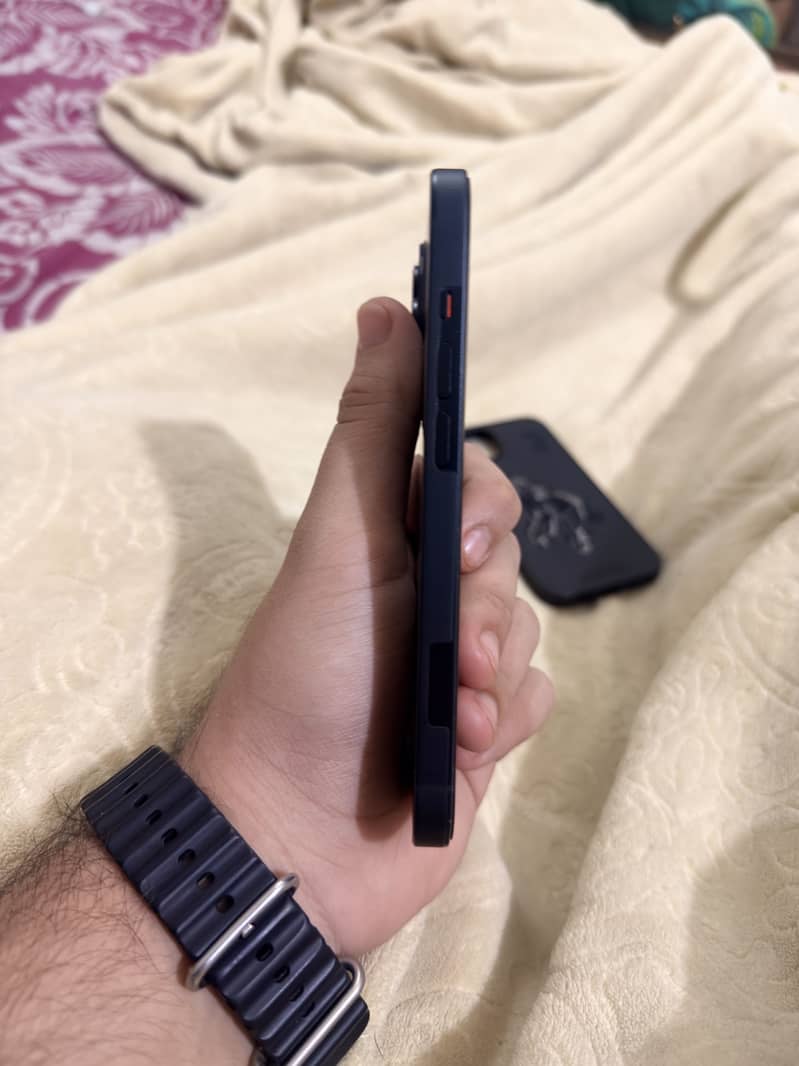 Apple iPhone 14 1