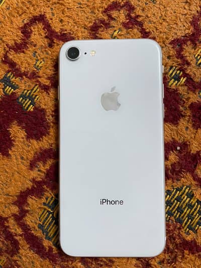 Apple iPhone 8