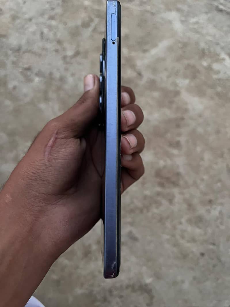 Realme C75x 3